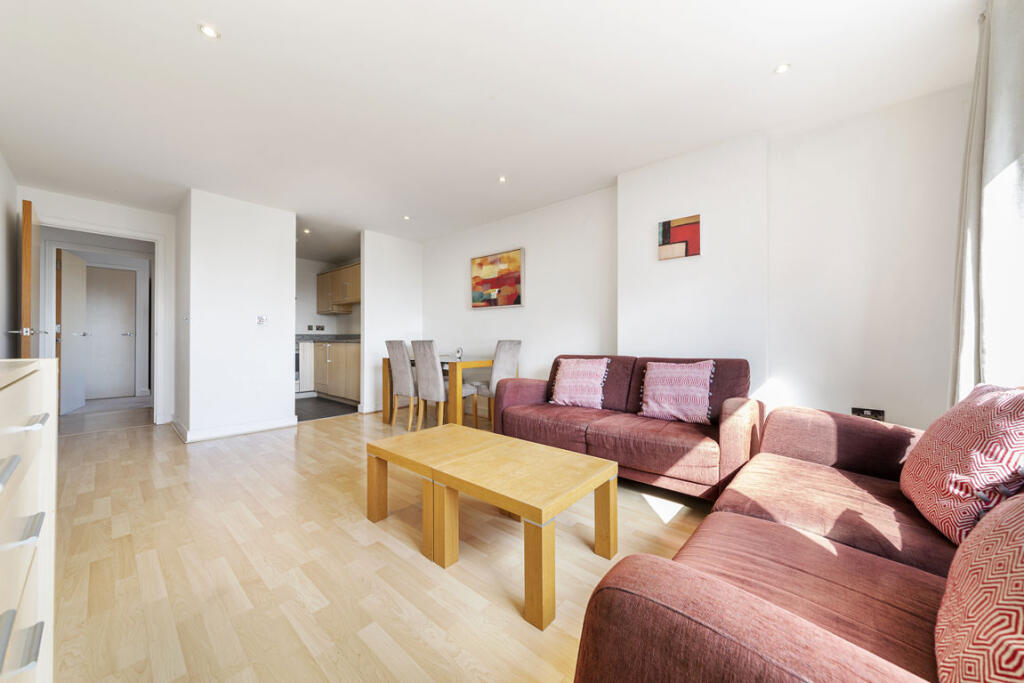 Apartment in London - View 3