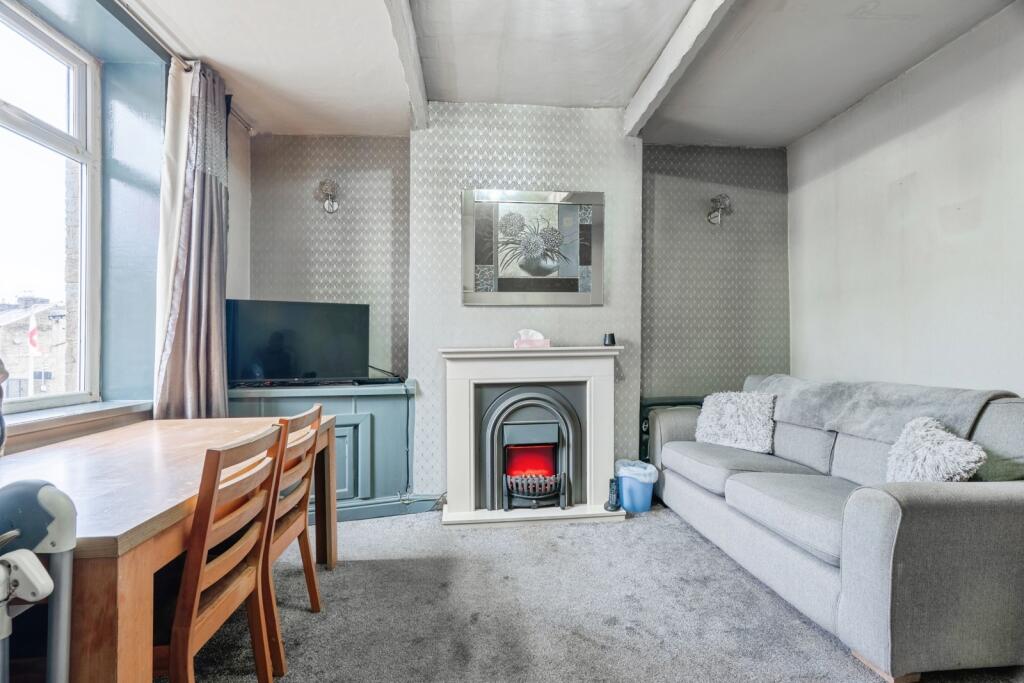 House in Burnley, Pike Hill - View 2