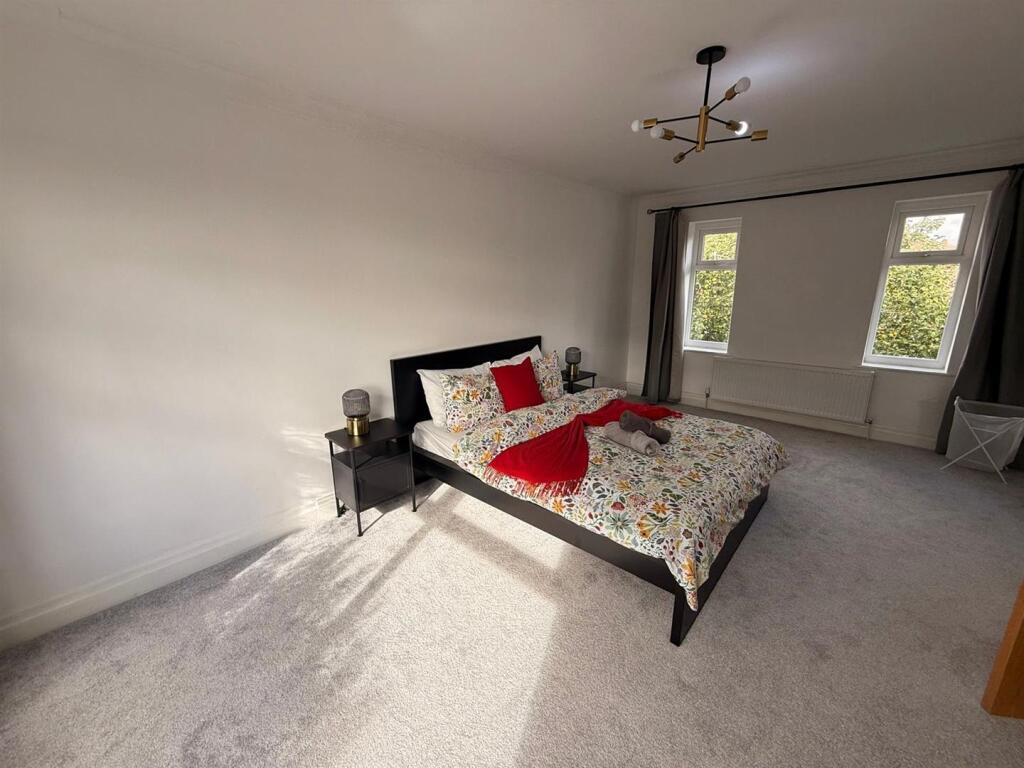 1 Kingsdale Road photo 2