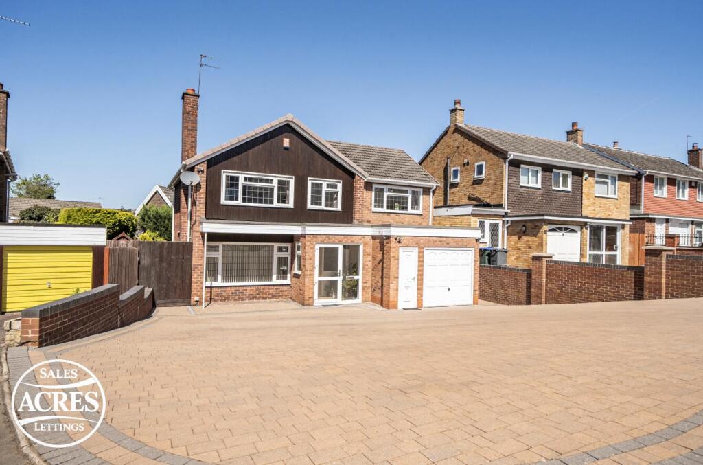 5-bed detached on Dale Close, Great Barr, Birmingham, £575,000