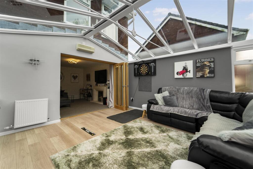 Additional image 33 of Helvellyn Drive, Burnley