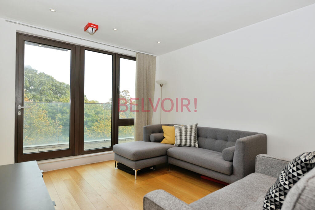 Main image of property: 10 Parkwalk, Southampton, SO14