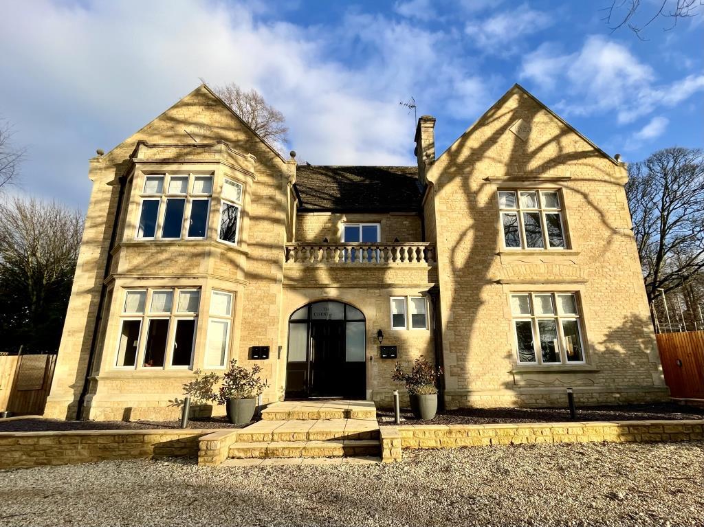 Main image of property: The Chestnuts, Spring Street, OX7