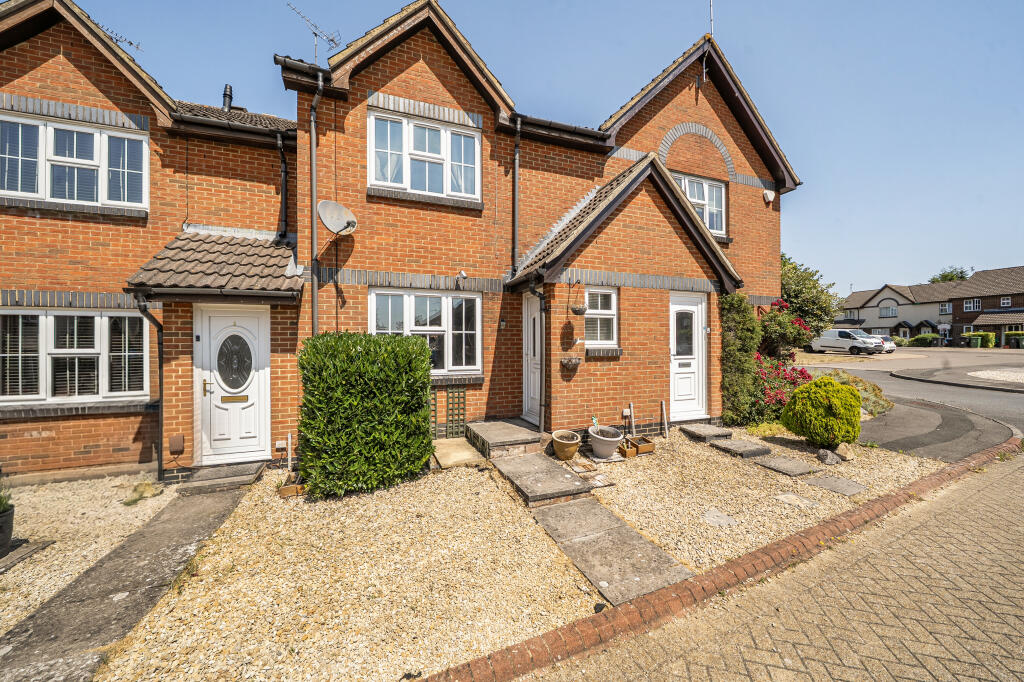 Main image of property: Harvester Close, Middleleaze, Swindon, SN5