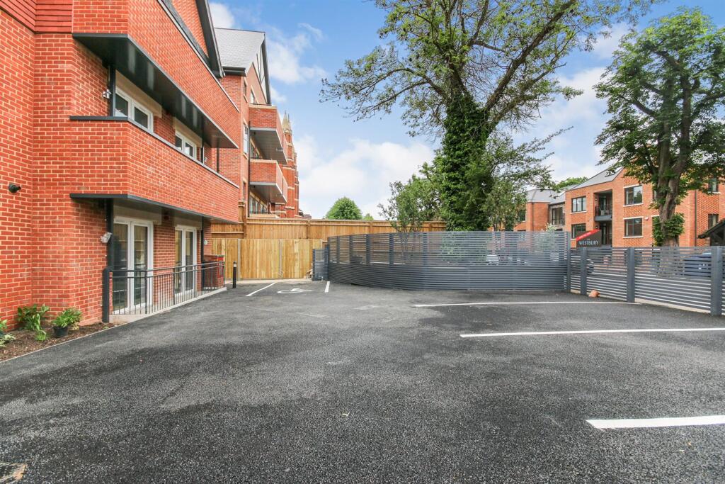 Property photo 9