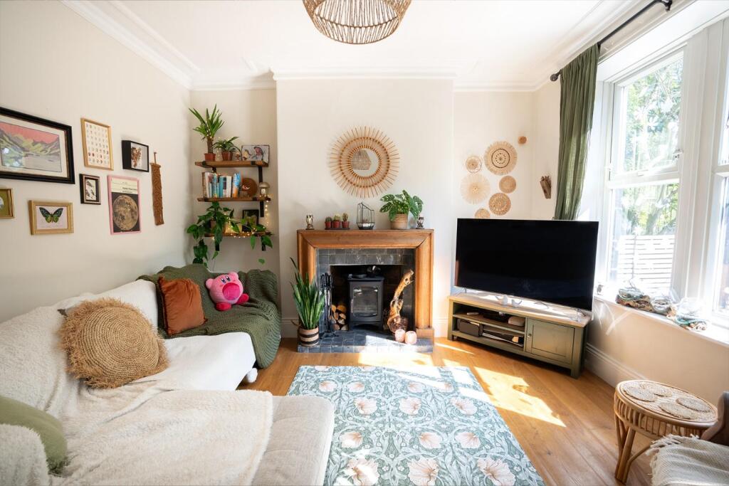 House in Leeds, West Yorkshire - View 5