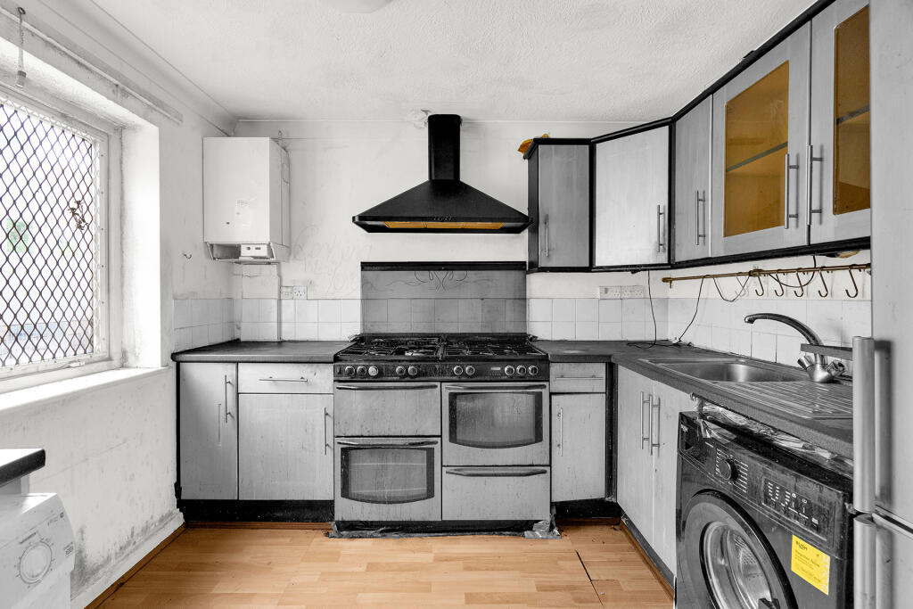 28, Milborne Street, E9 photo 3