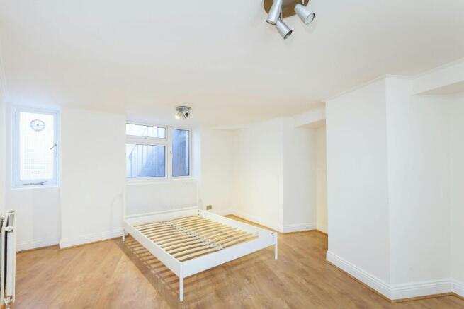  _CHRC_117 Malden Road  _NW5 4HS_004.jpg