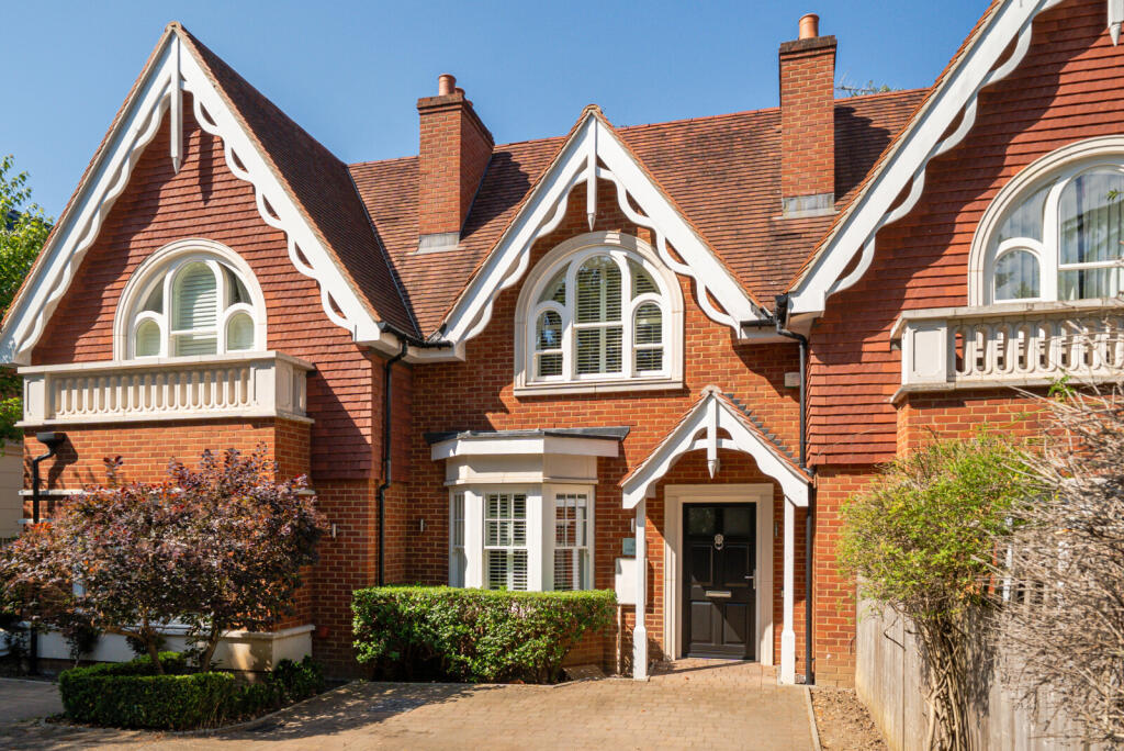 Main image of property: Queens Road, Weybridge, Surrey, KT13