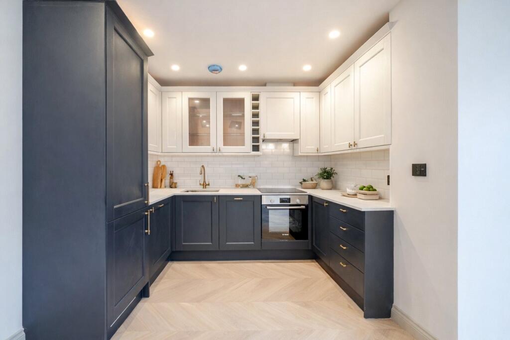Apartment in London - View 3
