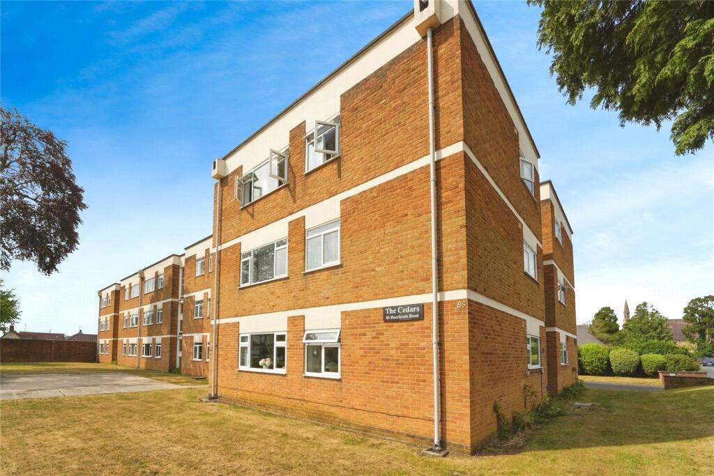 Main image of property: Hucclecote Road, Gloucester, Gloucestershire, GL3