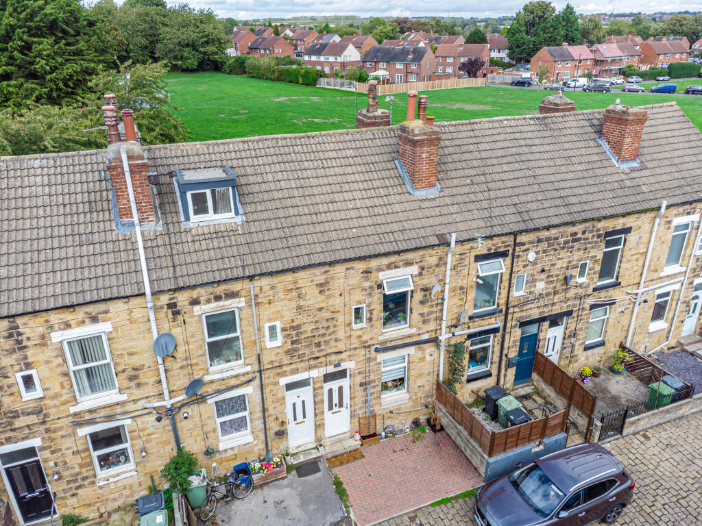 Main image of property: Airedale View, Woodlesford, Leeds, LS26