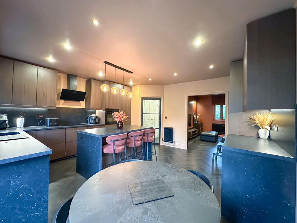 House in Cardiff - View 4