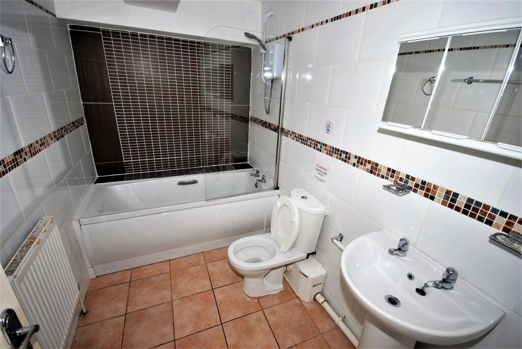 1 bedroom private hall for rent