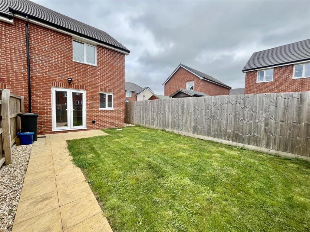 Property photo 8
