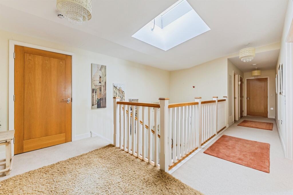 Apartment in Torquay - View 4
