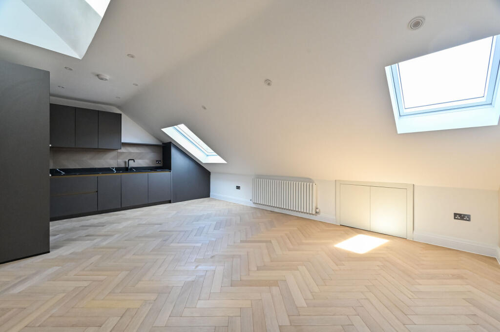 Apartment in London - View 2