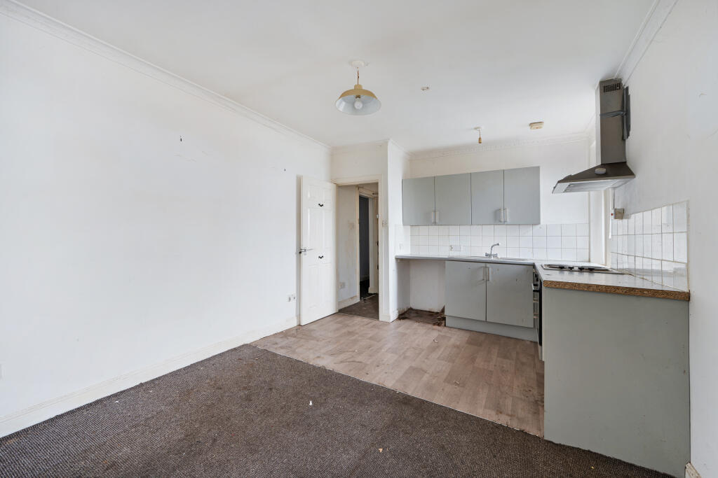 Apartment in Blackburn - View 4