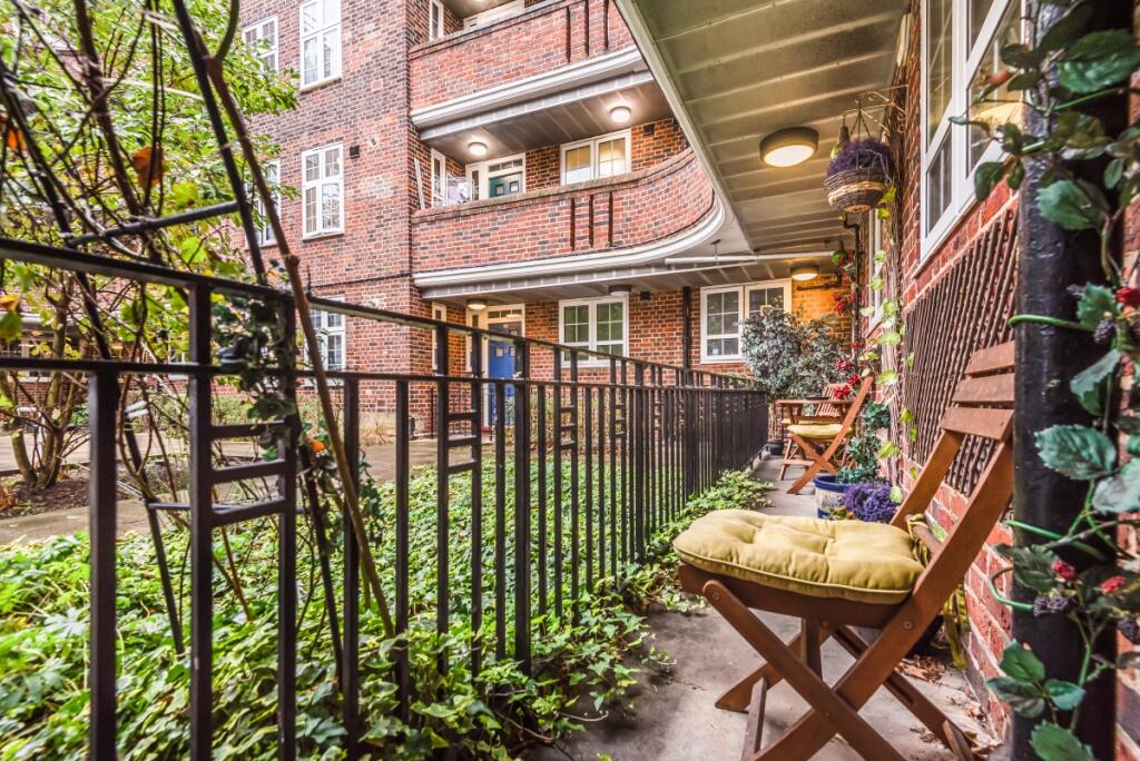 Main image of property: Tilson Gardens, London, SW2