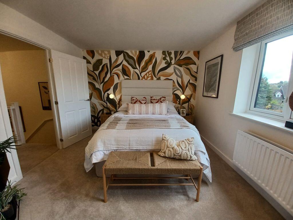 Main image of property: 84 Glynswood, High Wycombe