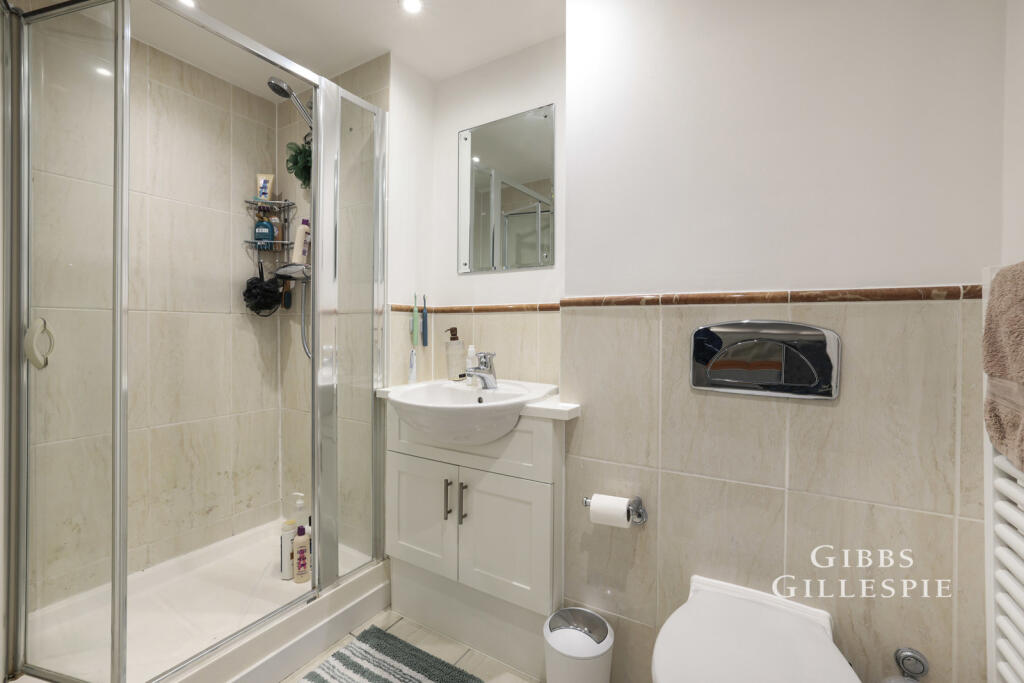 Apartment in Slough - View 4