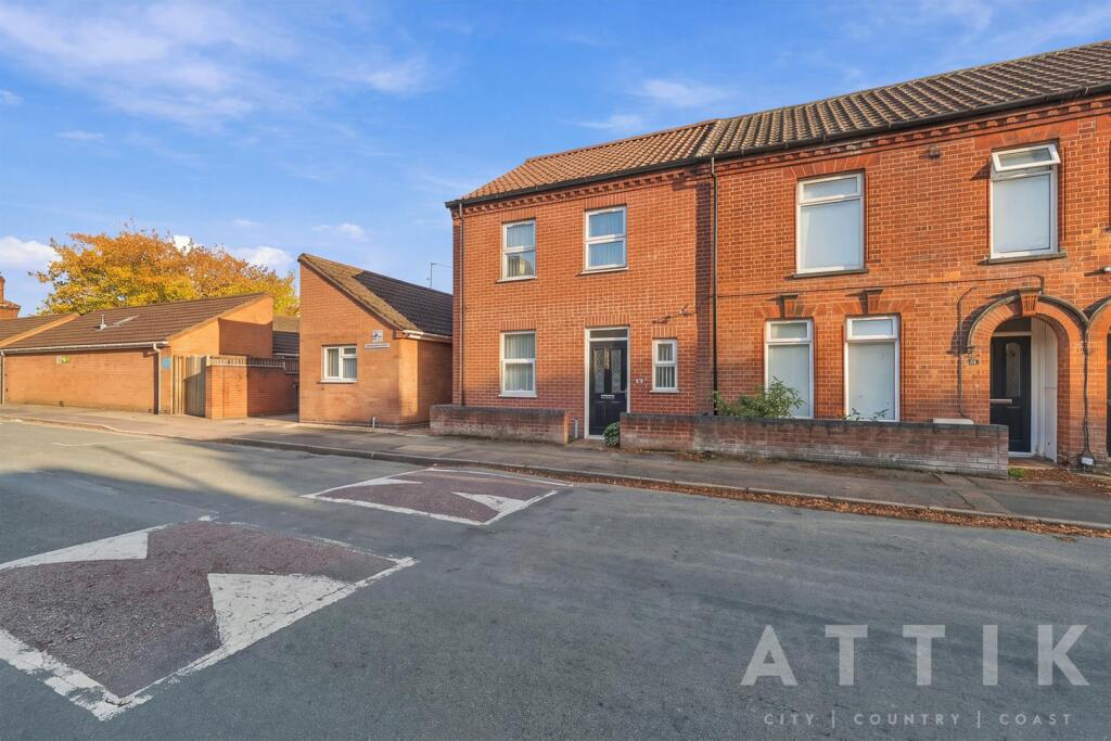 3-bed terraced on Mousehold Street, Norwich, £325,000