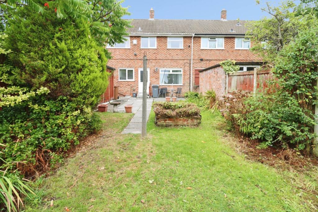 Dickens Avenue, Prenton photo 4