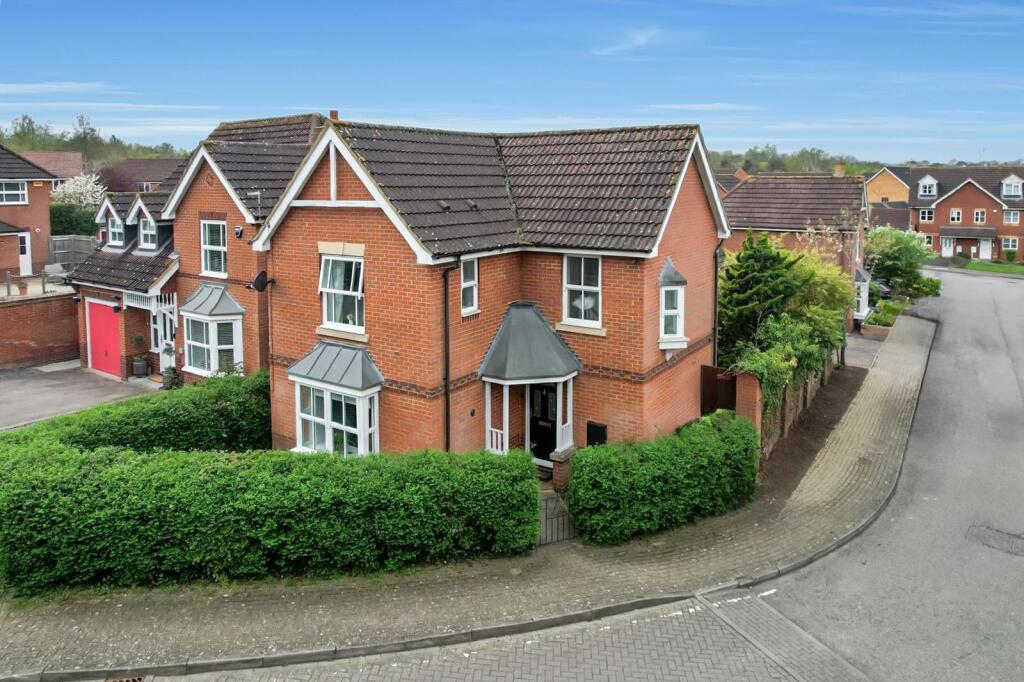 Main image of property: Hengistbury Lane, Tattenhoe, Milton Keynes