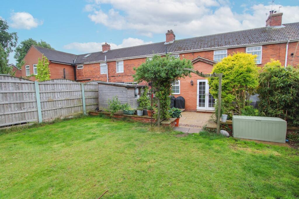 7, Harewood Avenue, Kirk Sandall, Doncaster, DN3 photo 3