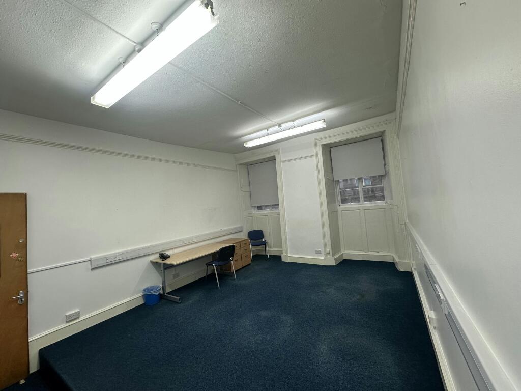 Suite Ben 3-6.jpg