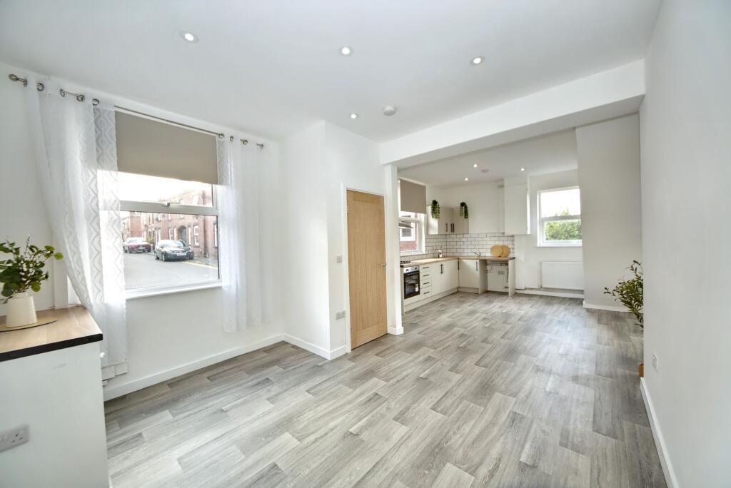 House in Wigan, The Bell - View 4