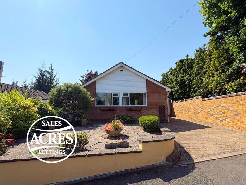 Main image of property: Bramcote Rise, Sutton Coldfield