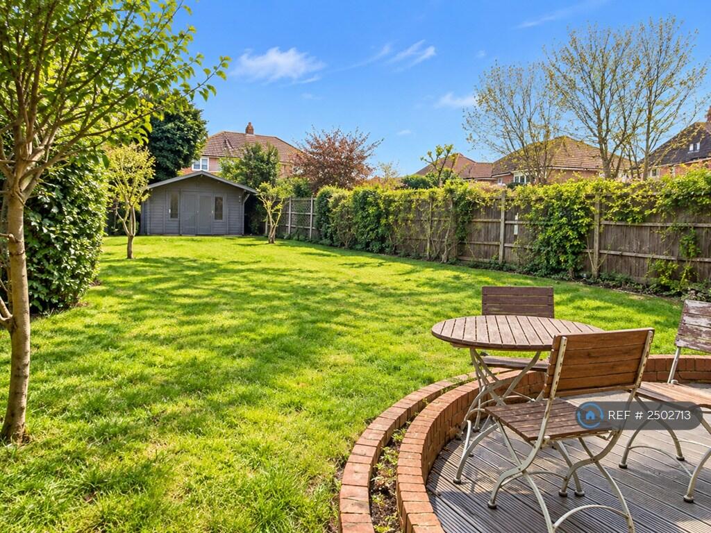 House in Dartford - View 5