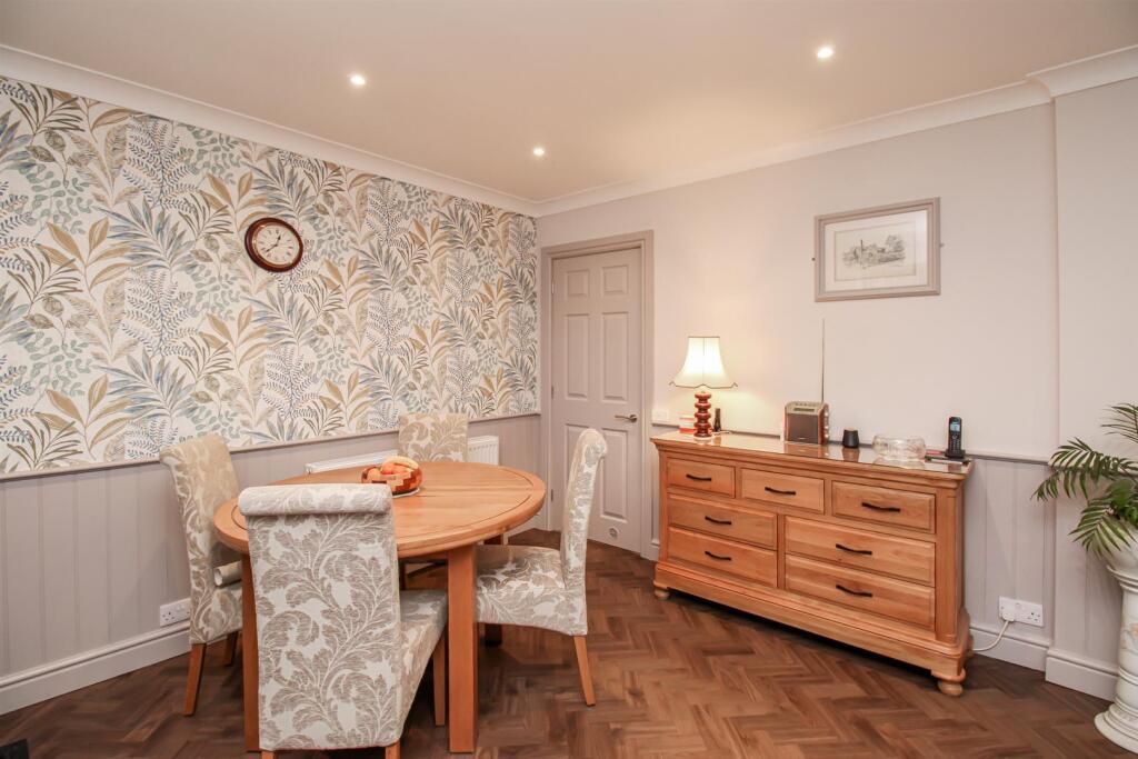 Tenterfield Road, Ossett photo 4