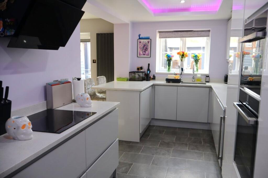 House in Romford - View 2
