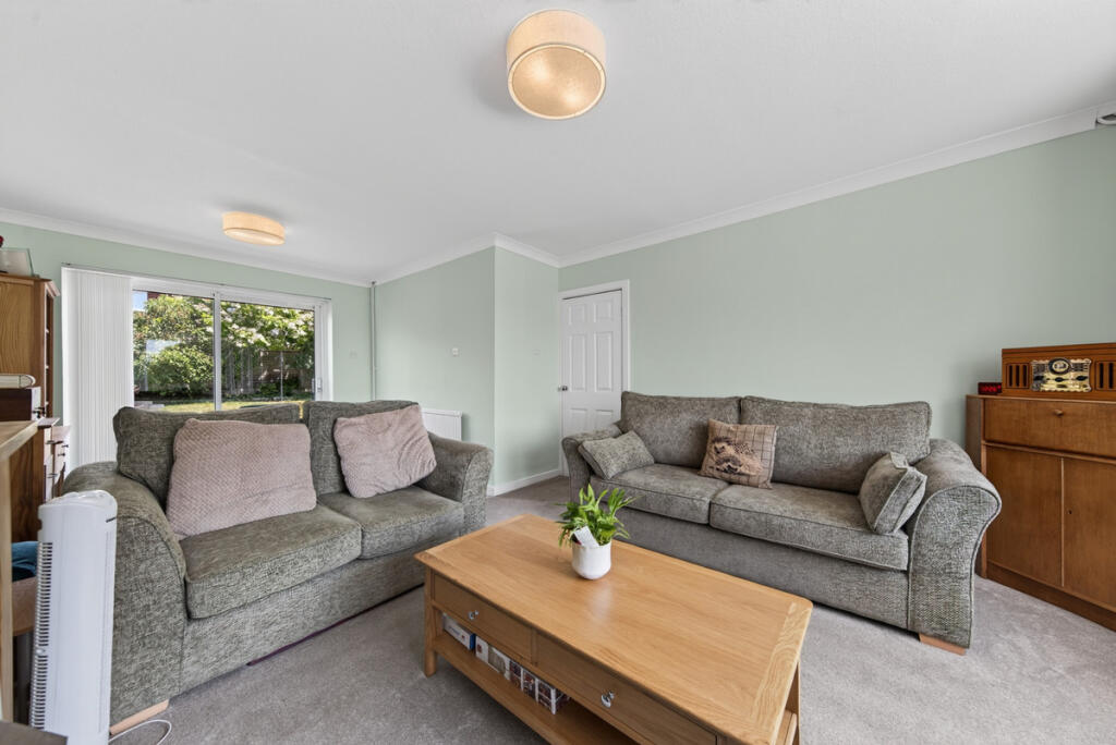 House in Corby, North Northamptonshire - More