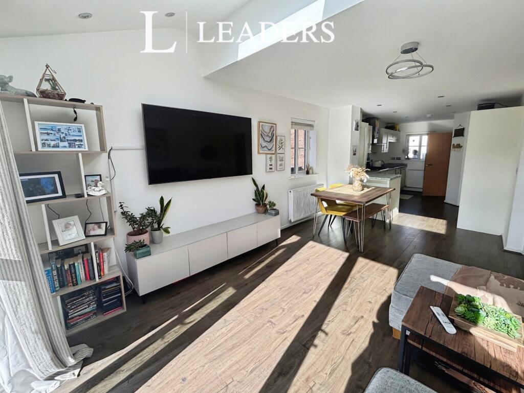 House in St Helens, Liverpool City Region - More
