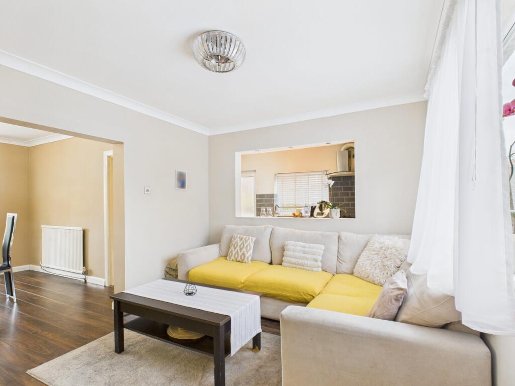 Merith Avenue photo 2