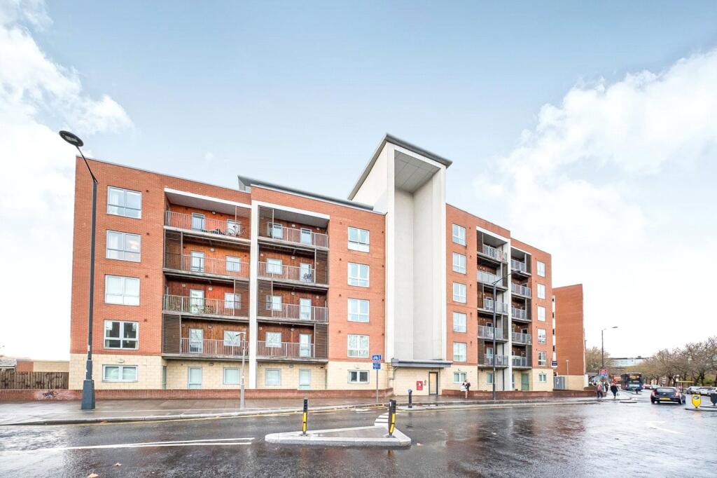 Main image of property: Park Lane Plaza, 2 Jamaica Street, Liverpool, L1