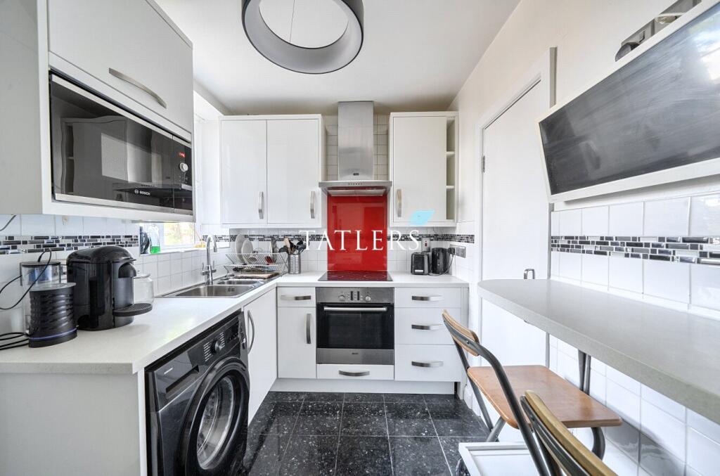Main image of property: Barrington Court, Pages Hill, Muswell Hill, N10