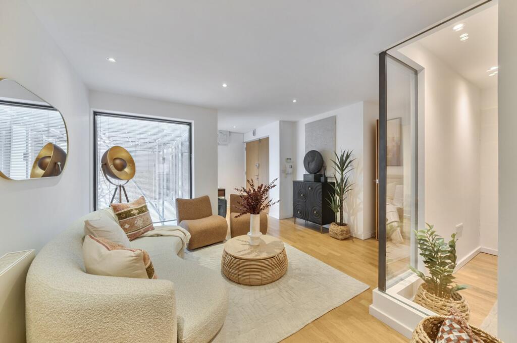 Main image of property: Bell Yard Mews, London, SE1