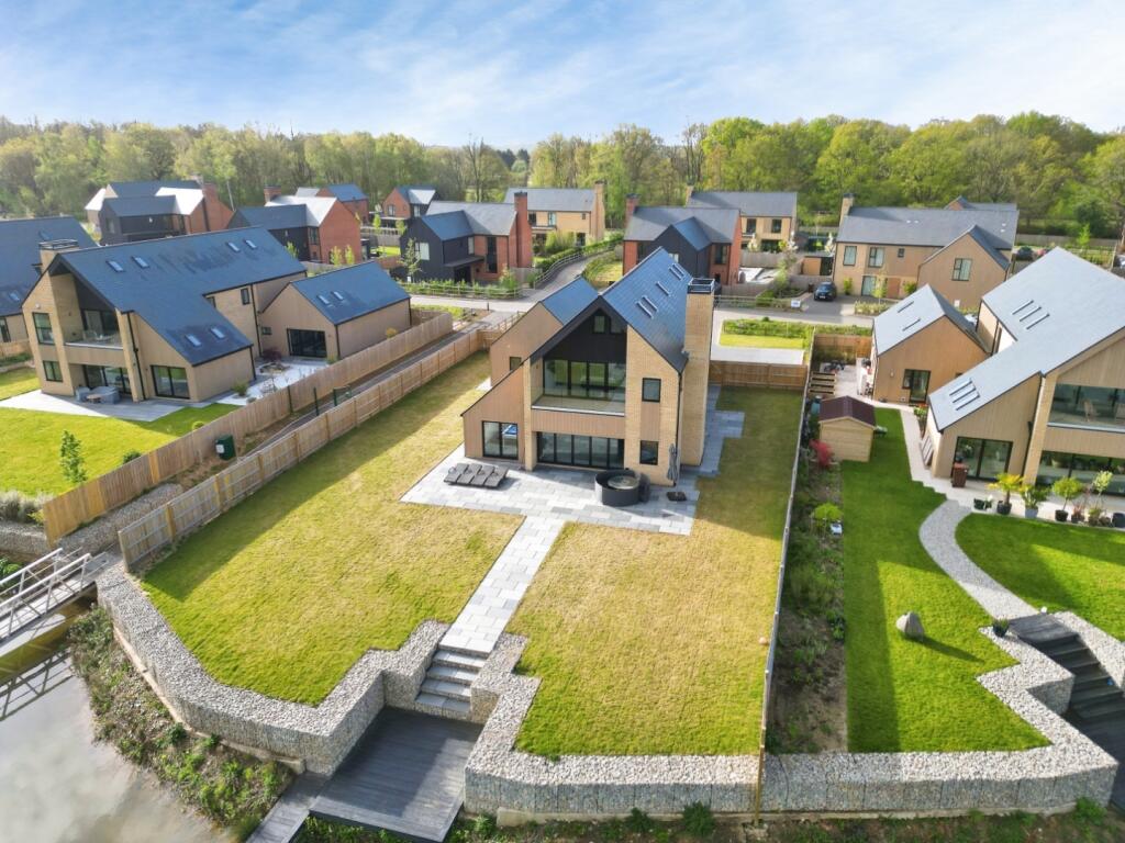 Main image of property: PLUCKLEY