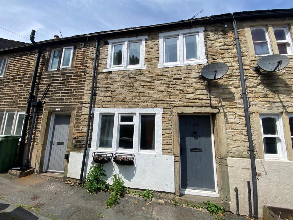 2-bed house on Cowlersley Lane, Cowlersley, Huddersfield, £130,000
