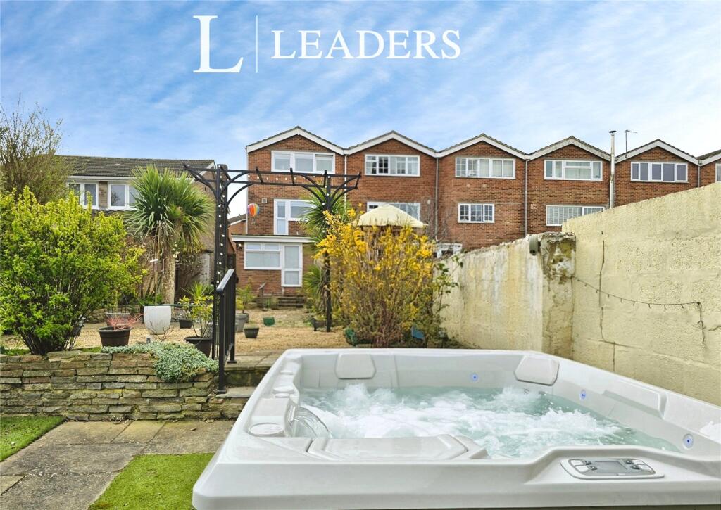 Main image of property: Gale Moor Avenue, Gosport, Hampshire