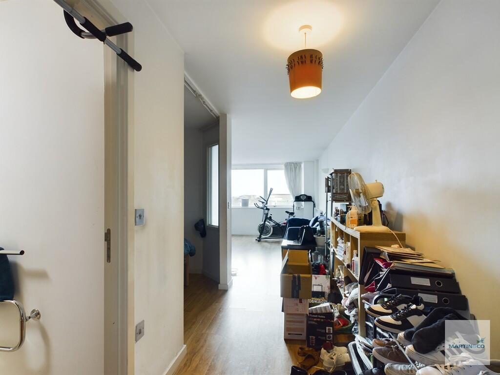 Apartment in Nottingham - View 5