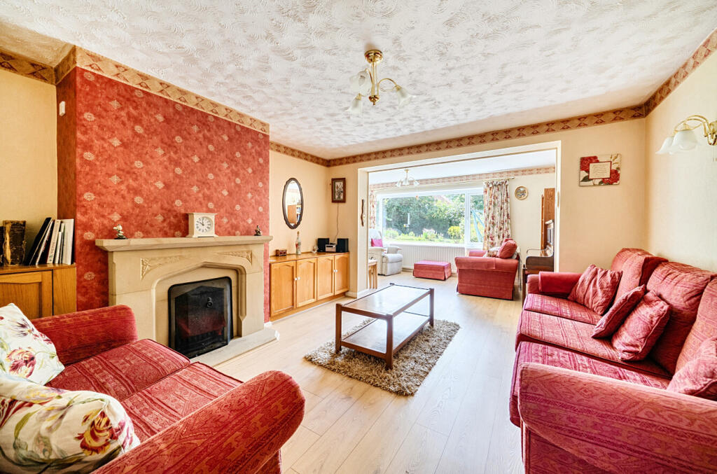 Winchgrove Road, Bracknell, Berkshire - View 5