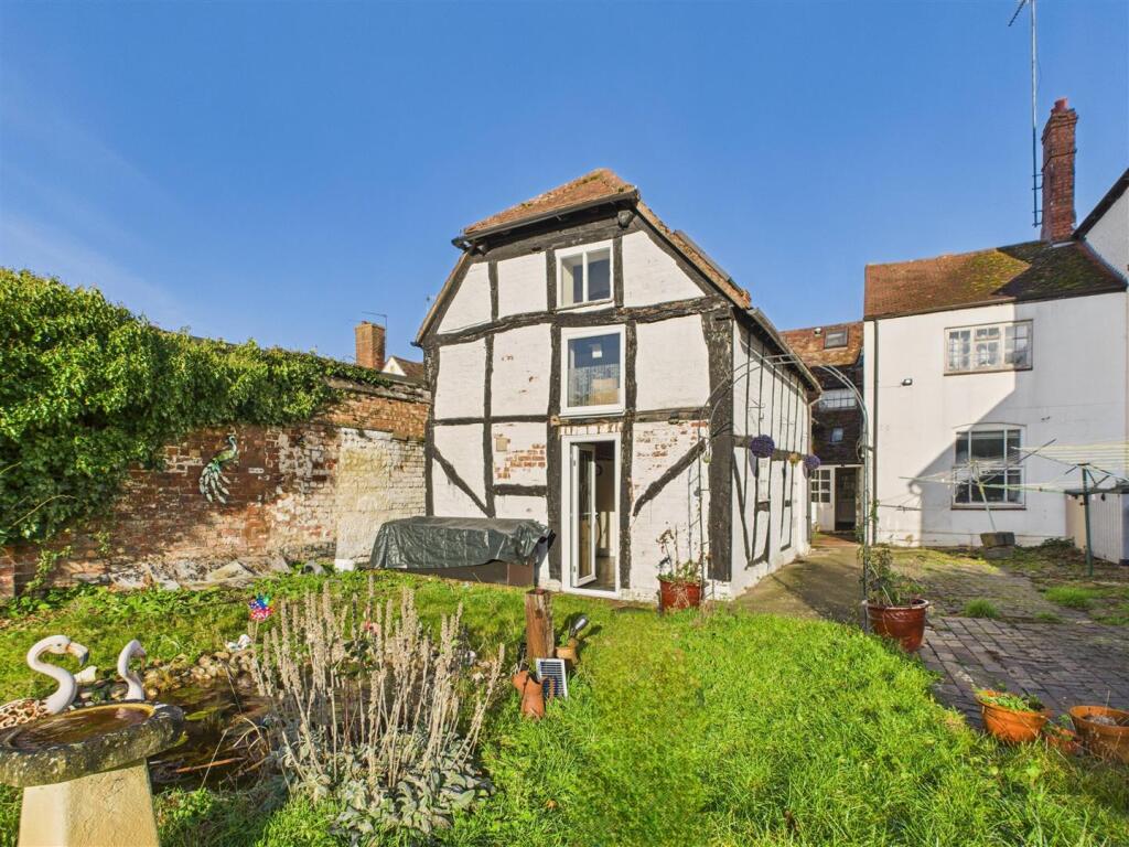 3-bed house on Port Street, Evesham, £160,000