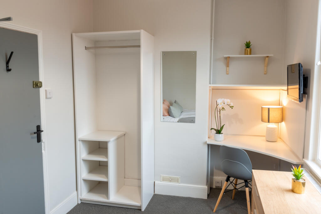 21 Well Street, Exeter, EX4 - View 4