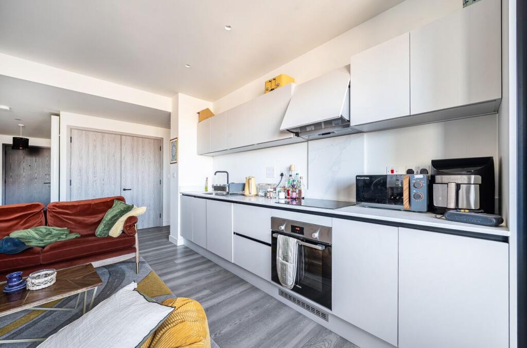Apartment in London - View 4