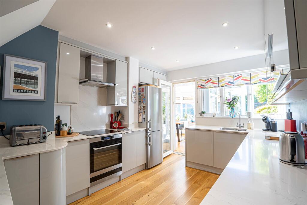 House in Hastings, St Helen's - View 4